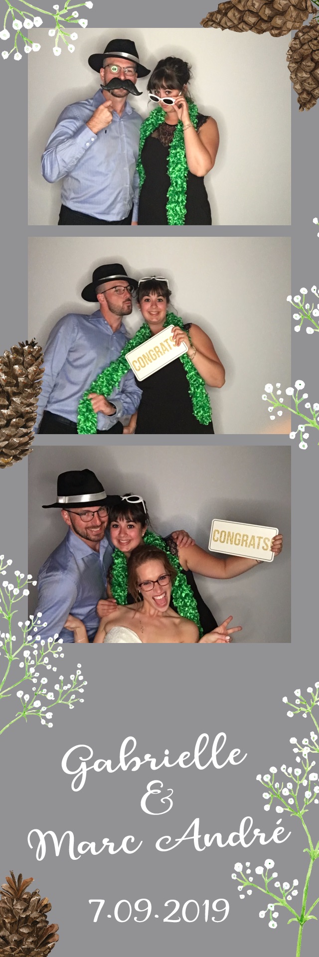 Mariage de Gabrielle et Marc-André | View more photos from the event at album.pbooth.red/u/Photobooth-RED/Mariage-de-Gabrielle-et-Marc-André
